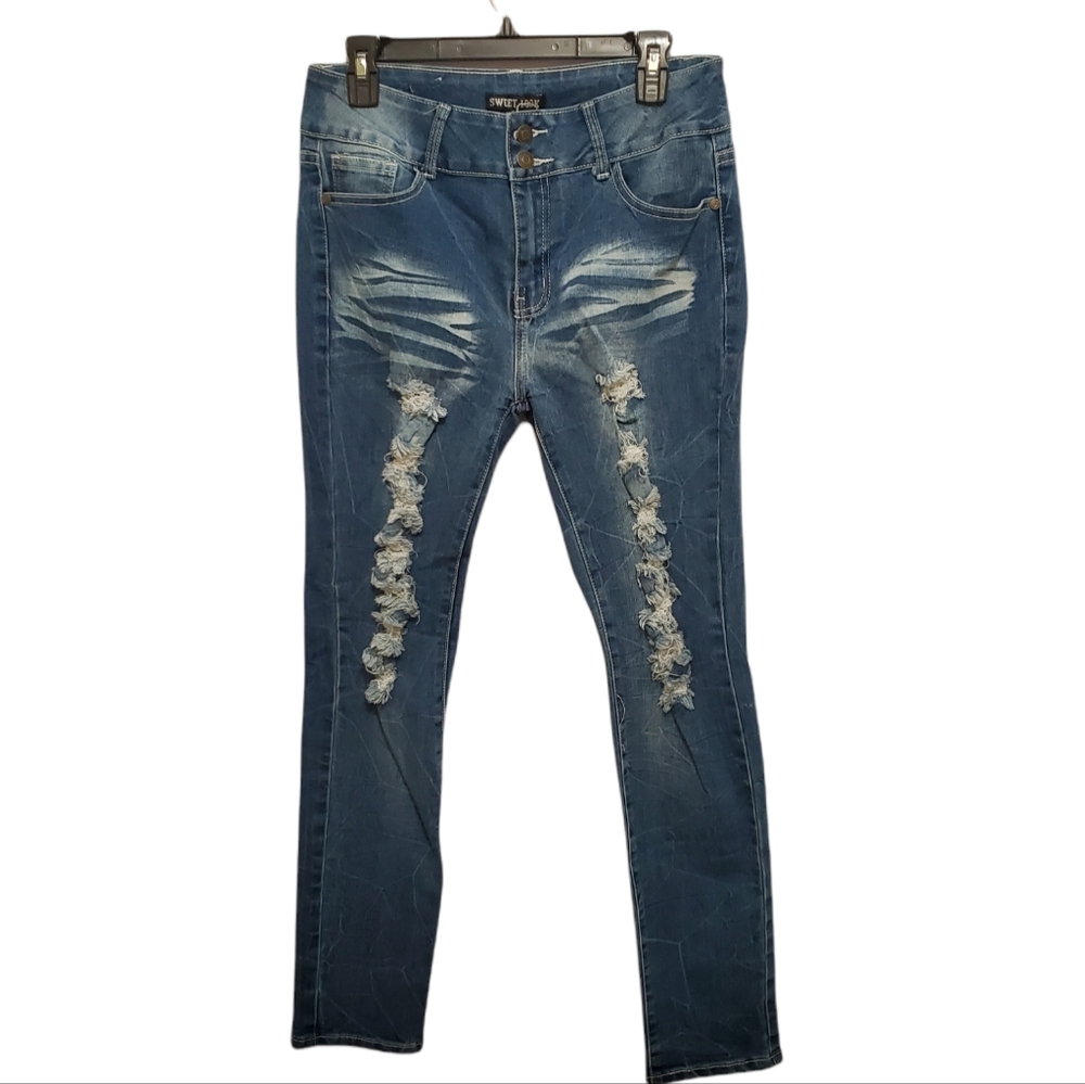 Sweet Look Distressed Jeans Size: 15